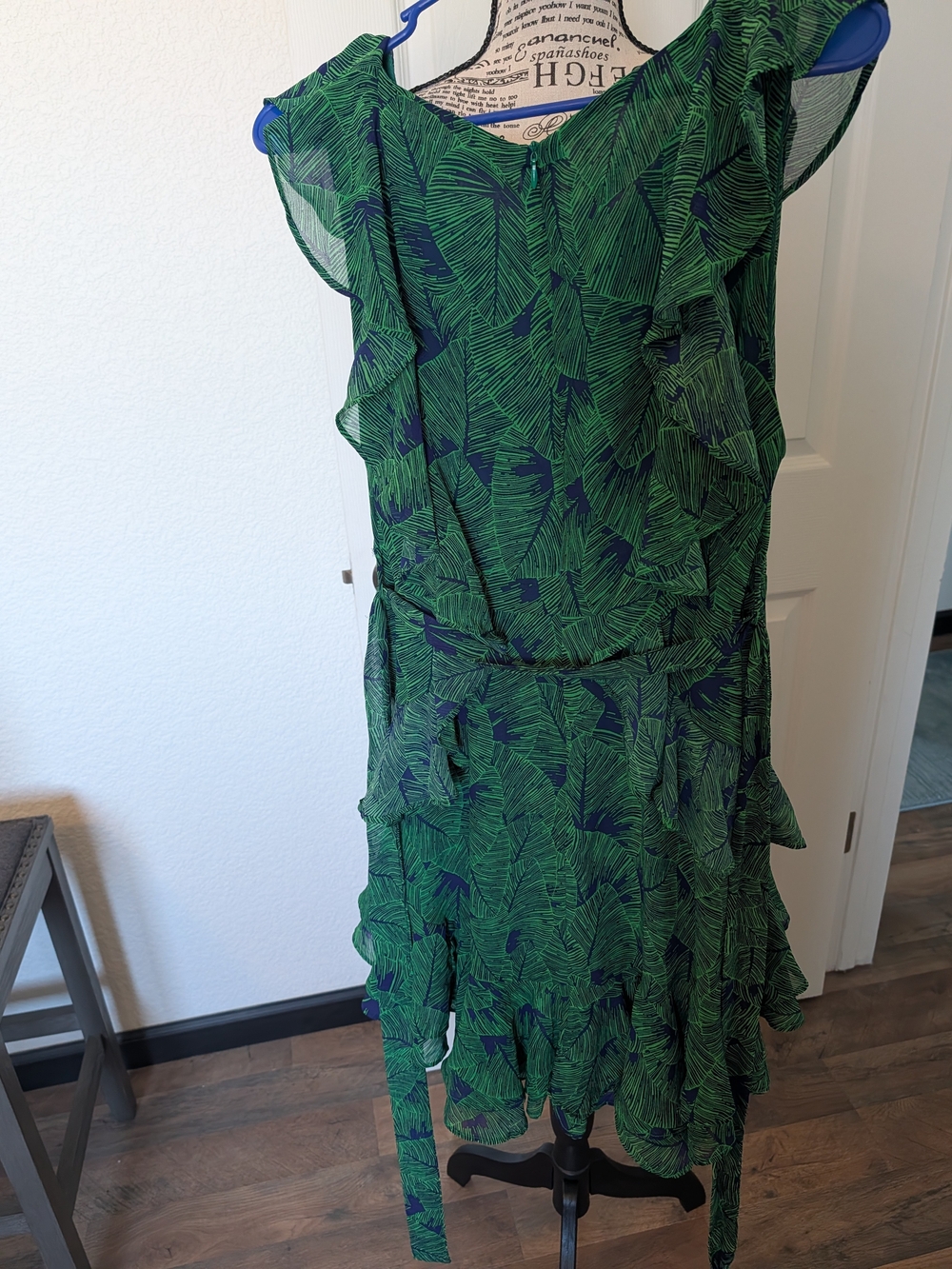 Olivaceous Blue & Green Tropical Leaf Print Ruffle Dress - Size M - Picture 3 of 4